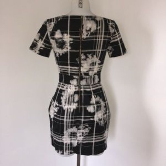 French Connection Mini Dress Size 2 - Picture 2 of 4